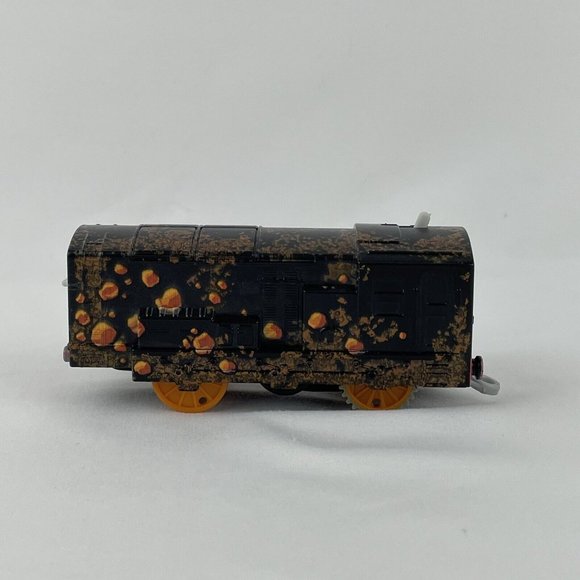 Thomas & Friends TrackMaster Tunnel Blast Diesel Motorized Train Engine 2013 - Picture 4 of 13